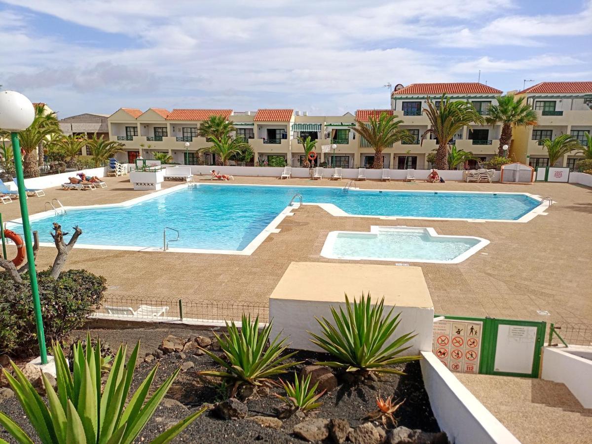 Las Torres Del Castillo-120 Palms Коста-де-Антигуа Экстерьер фото